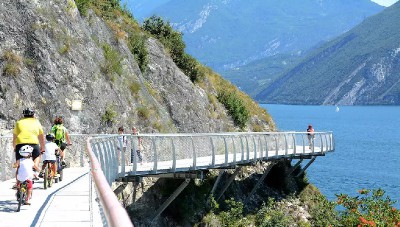 Kerékpártúra a Garda-tó körül